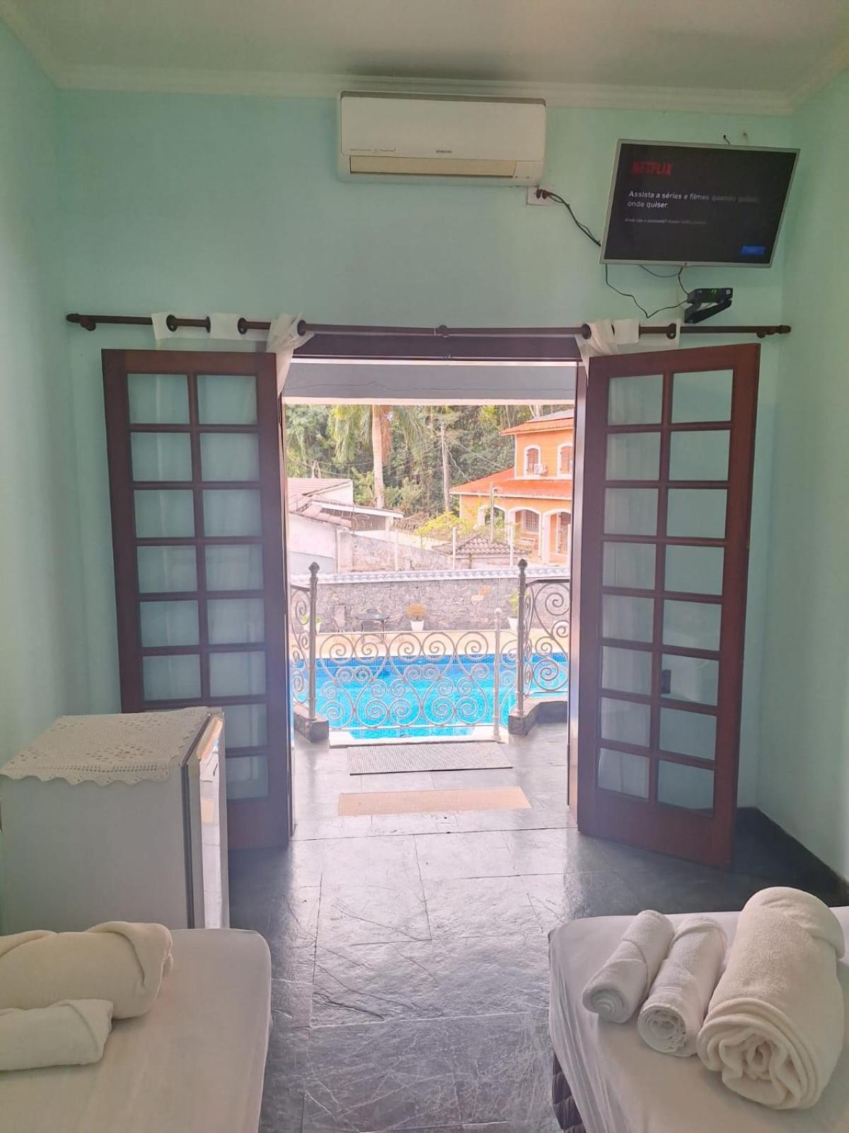 Pousada Lara Mar - Tabatinga - Ubatuba Ngoại thất bức ảnh